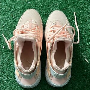 Nike Pastel Sneakers
